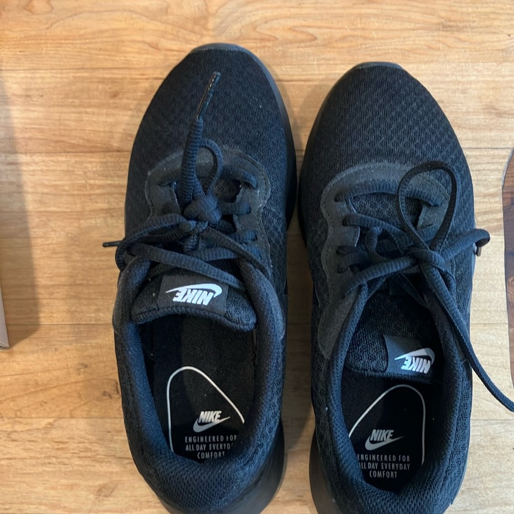 Nike shoes